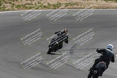 media/Apr-20-2025-AHRMA (Sun) [[393a79c373]]/Race/Group 7/Turn 4b/